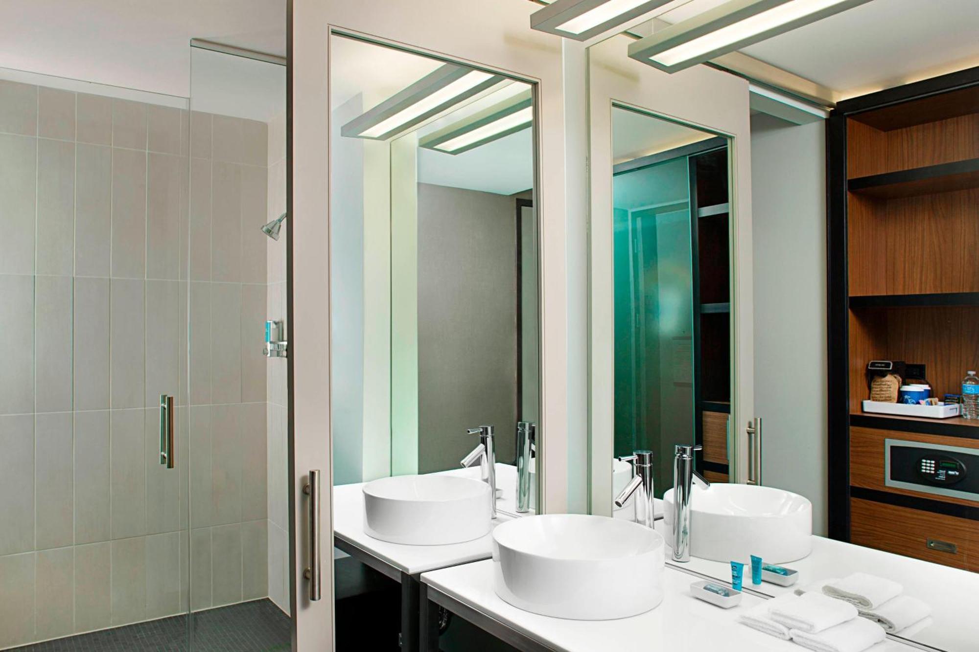 Hotel Aloft 3*