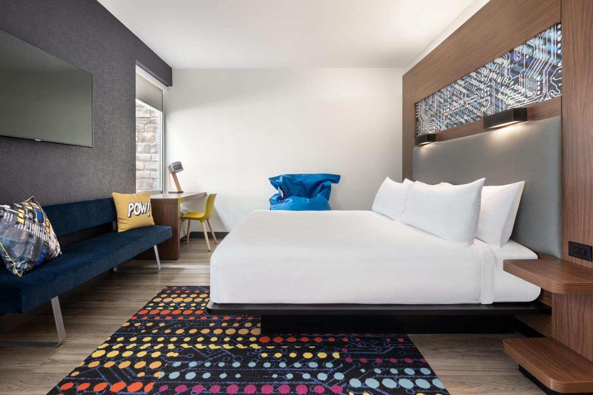 Aloft Hotel