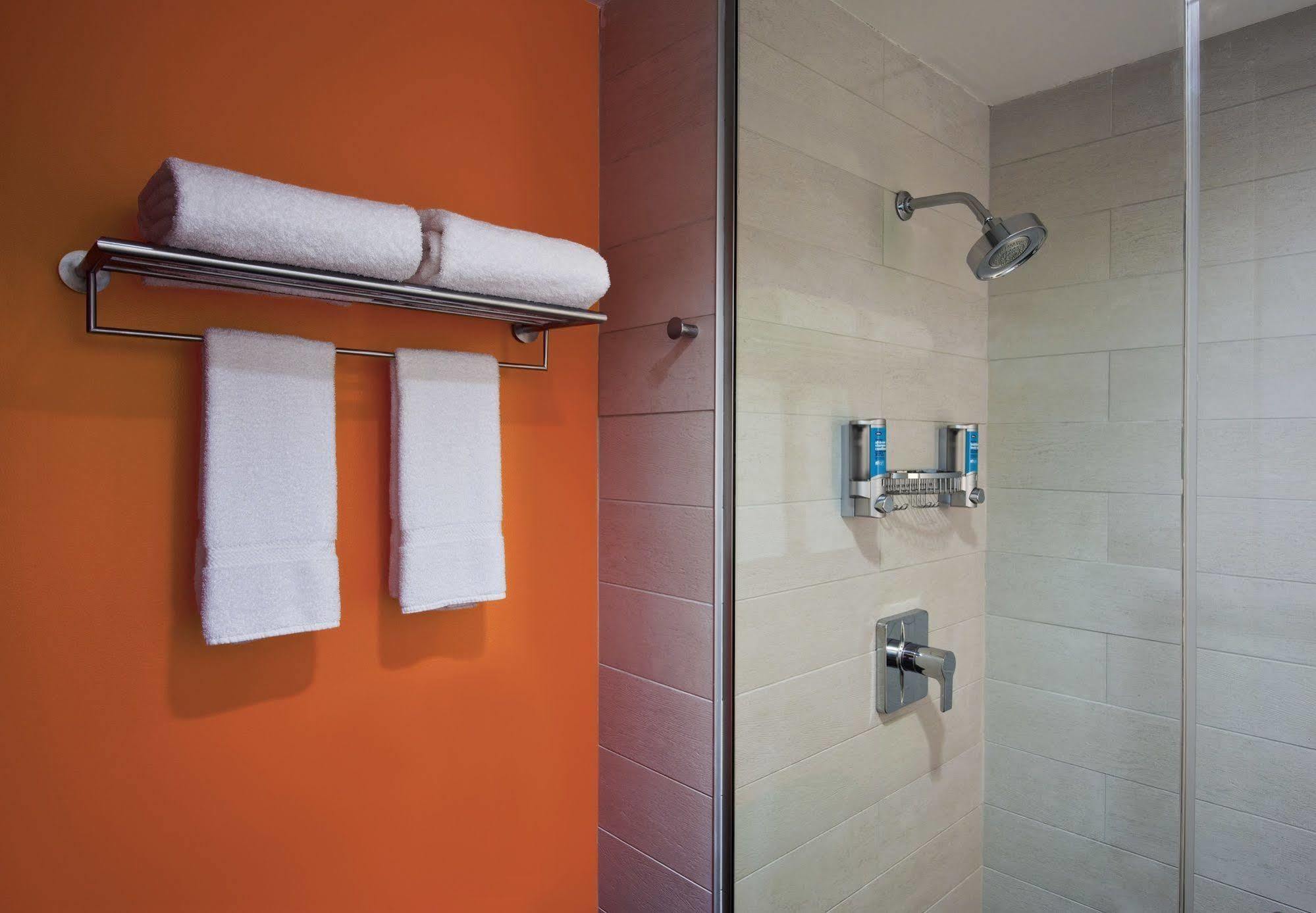 Aloft 3*